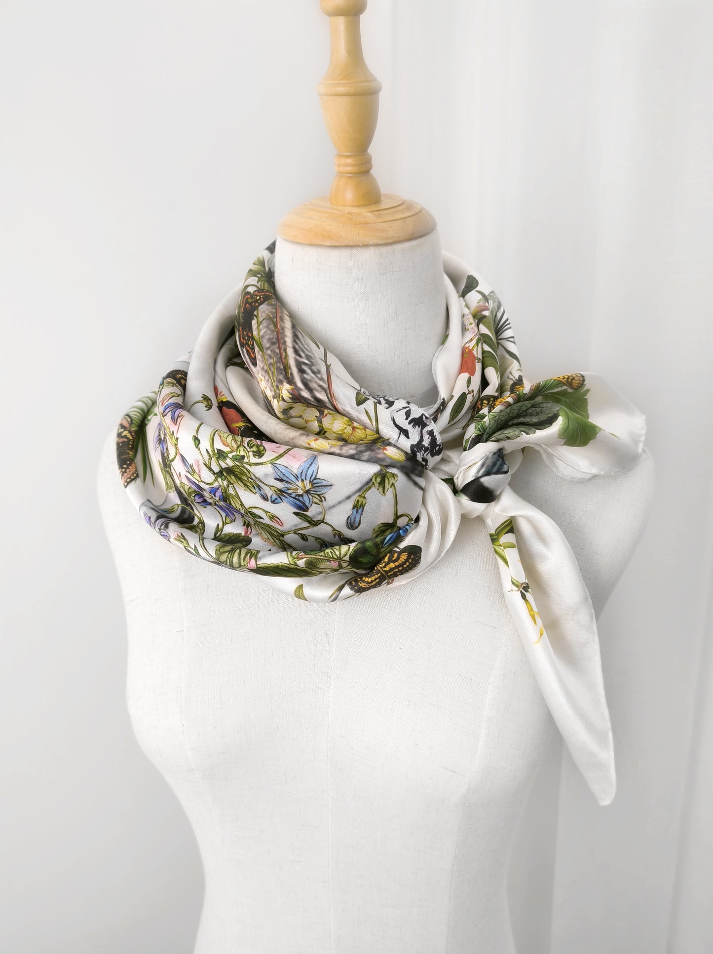 Peach Garden Print Square Scarf – Multicolor – Silk Wool Modal Blend
