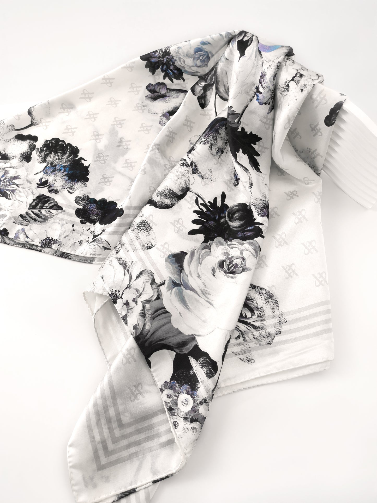 Rose Emblem Print Scarf – Grey & Blue – Silk Wool Modal Blend