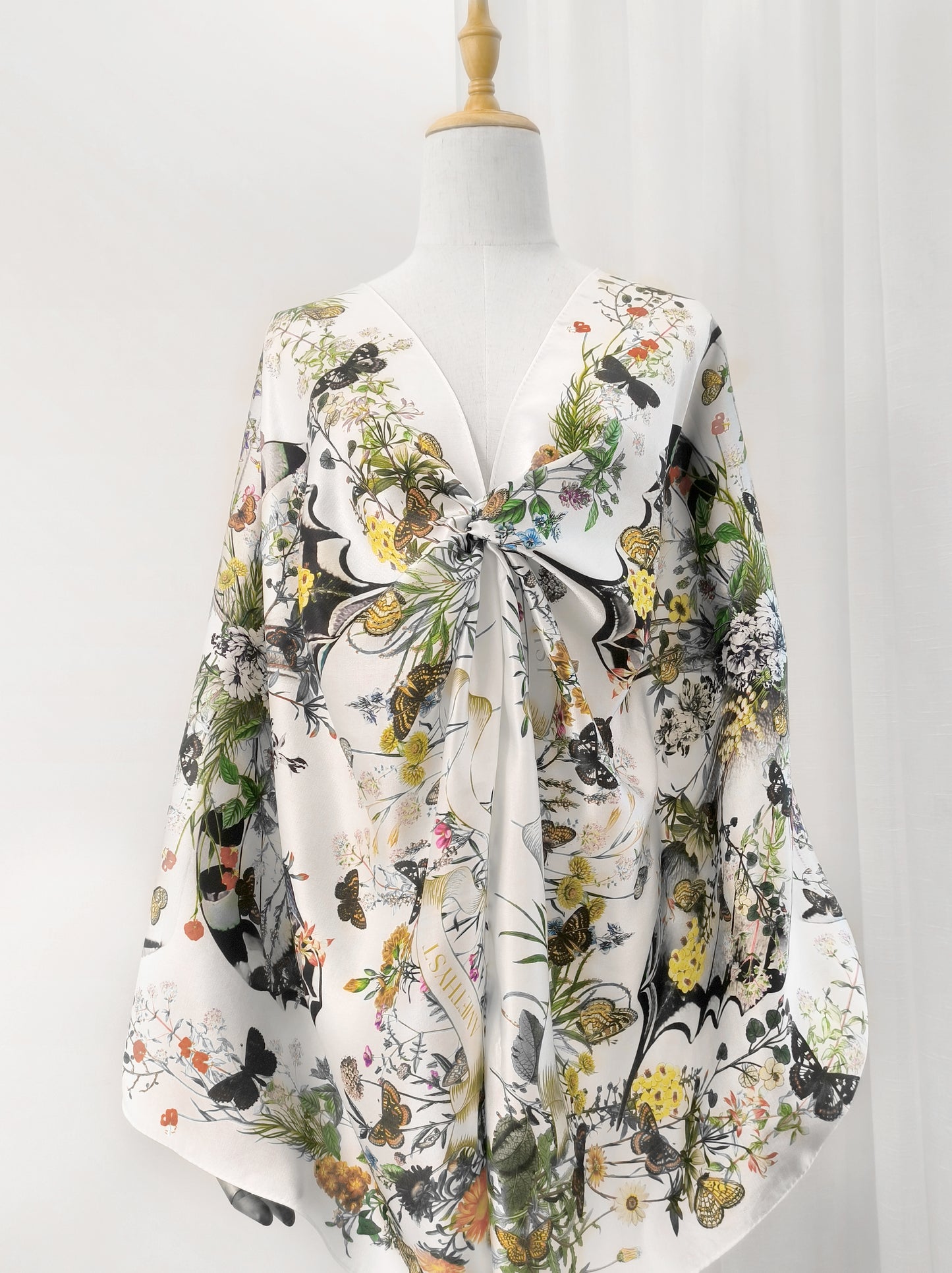 Peach Garden Print Oblong Scarf – Multicolor – Silk Wool Modal Blend