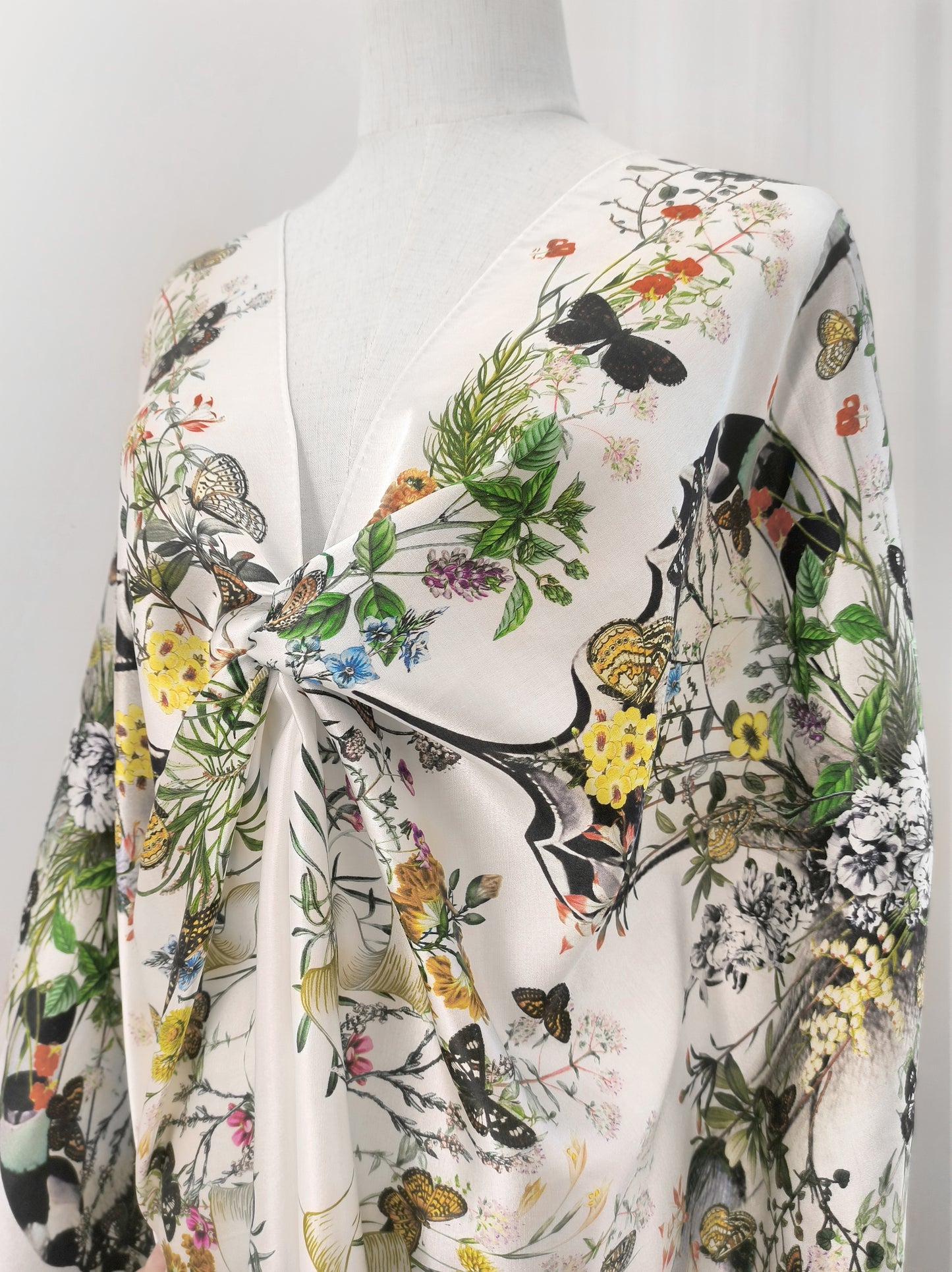 Peach Garden Print Oblong Scarf – Multicolor – Silk Wool Modal Blend