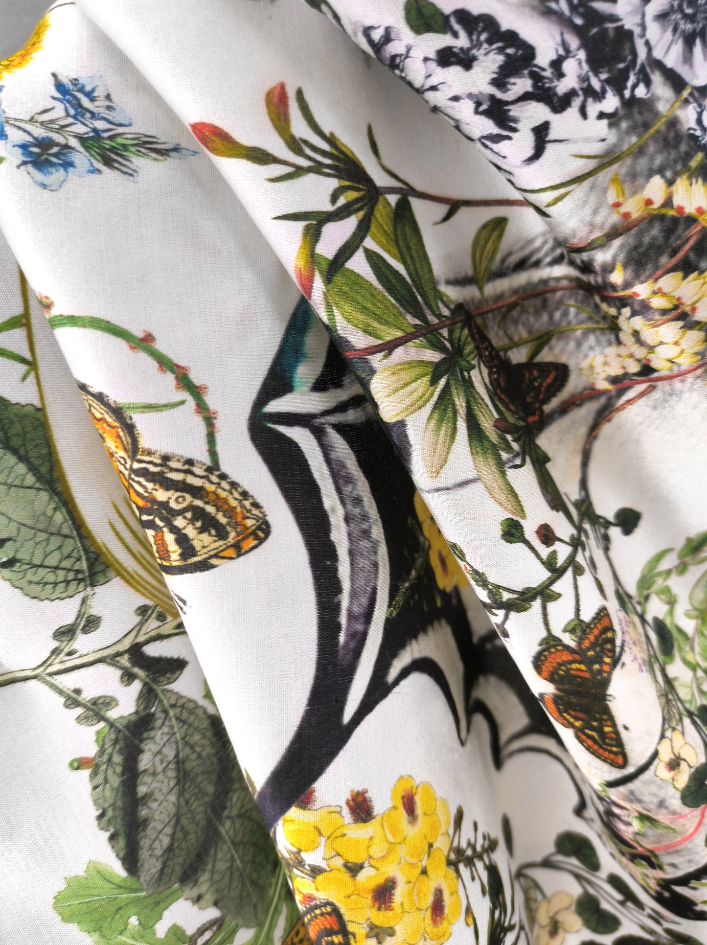 Peach Garden Print Oblong Scarf – Multicolor – Silk Wool Modal Blend