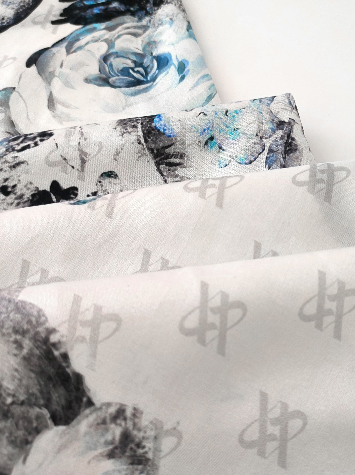 Rose Emblem Print Scarf – Grey & Blue – Silk Wool Modal Blend