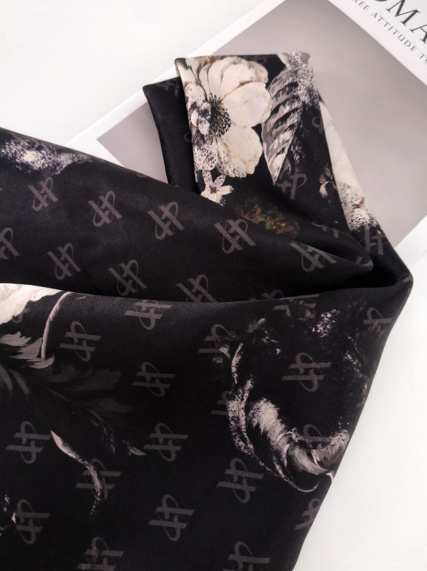 Rose Emblem Print Scarf – Black & Beige – Silk Wool Modal Blend