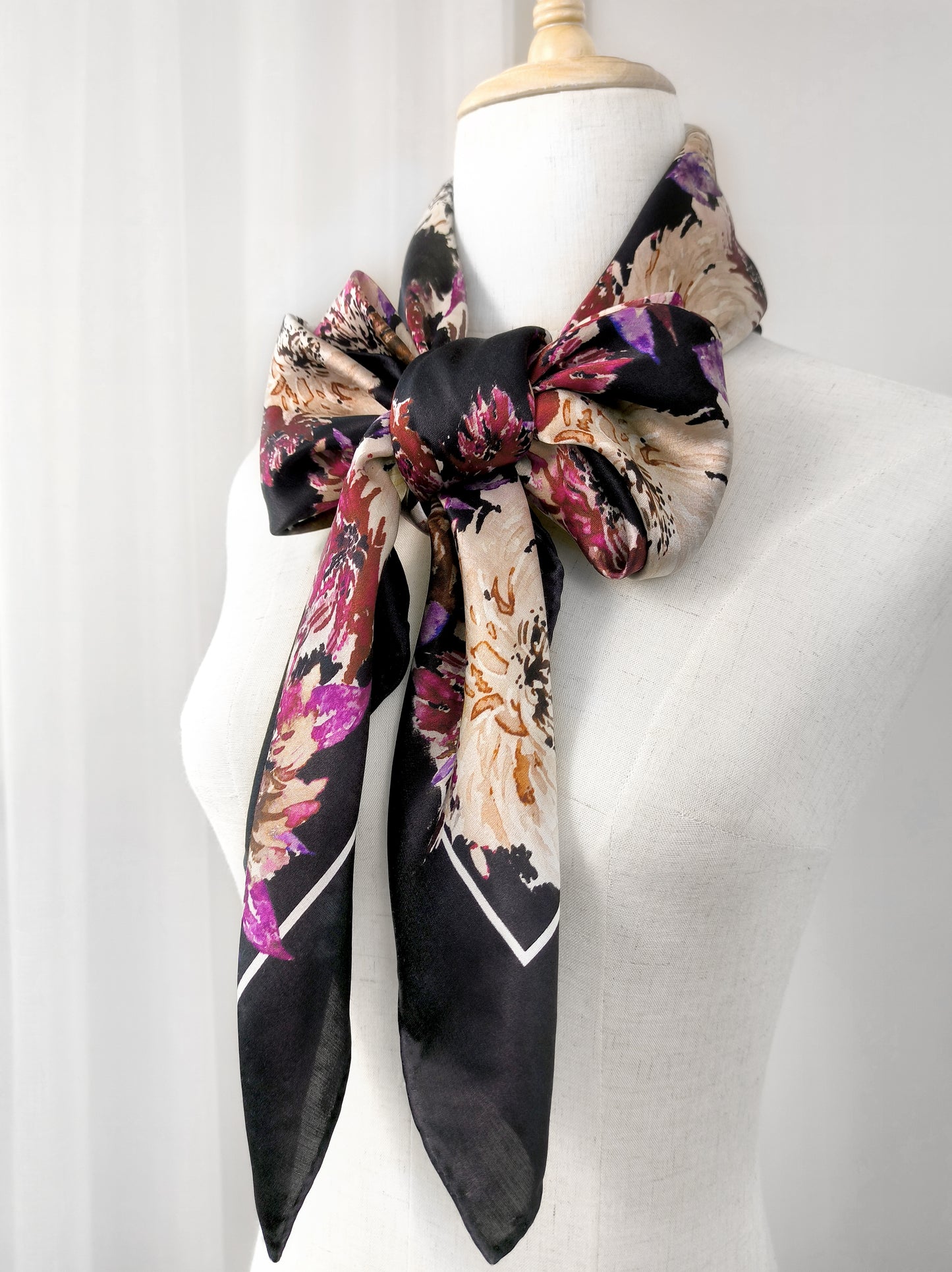 Petal Vibe Print Scarf – Black & Red – Silk Wool Modal Blend